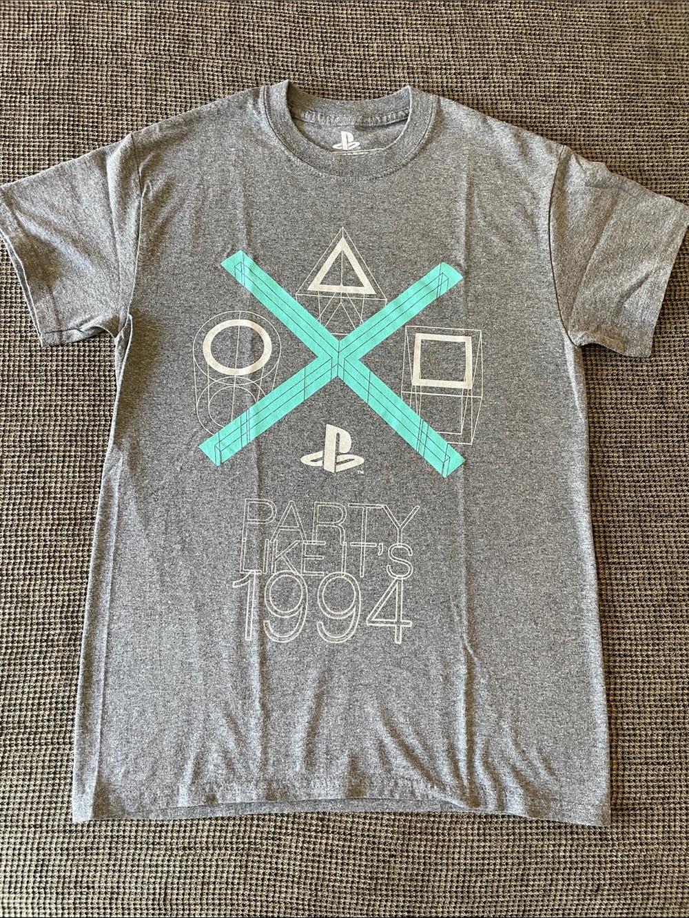 PlayStation Gray Graphic Tee with Teal Accent Men Small 2020